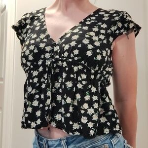 Wild Fable crop top with flowera